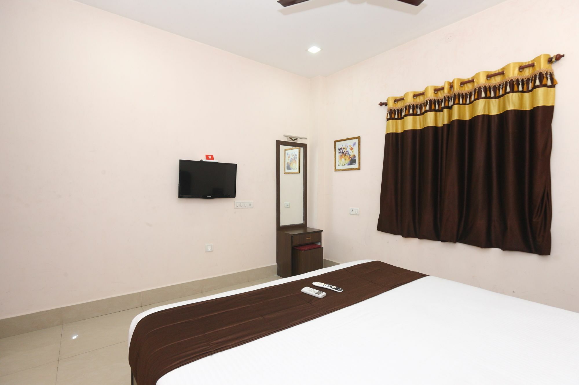 Hotel O Raaj Residency Chennai Exterior photo